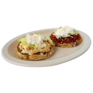 sopes pollo y chorizo